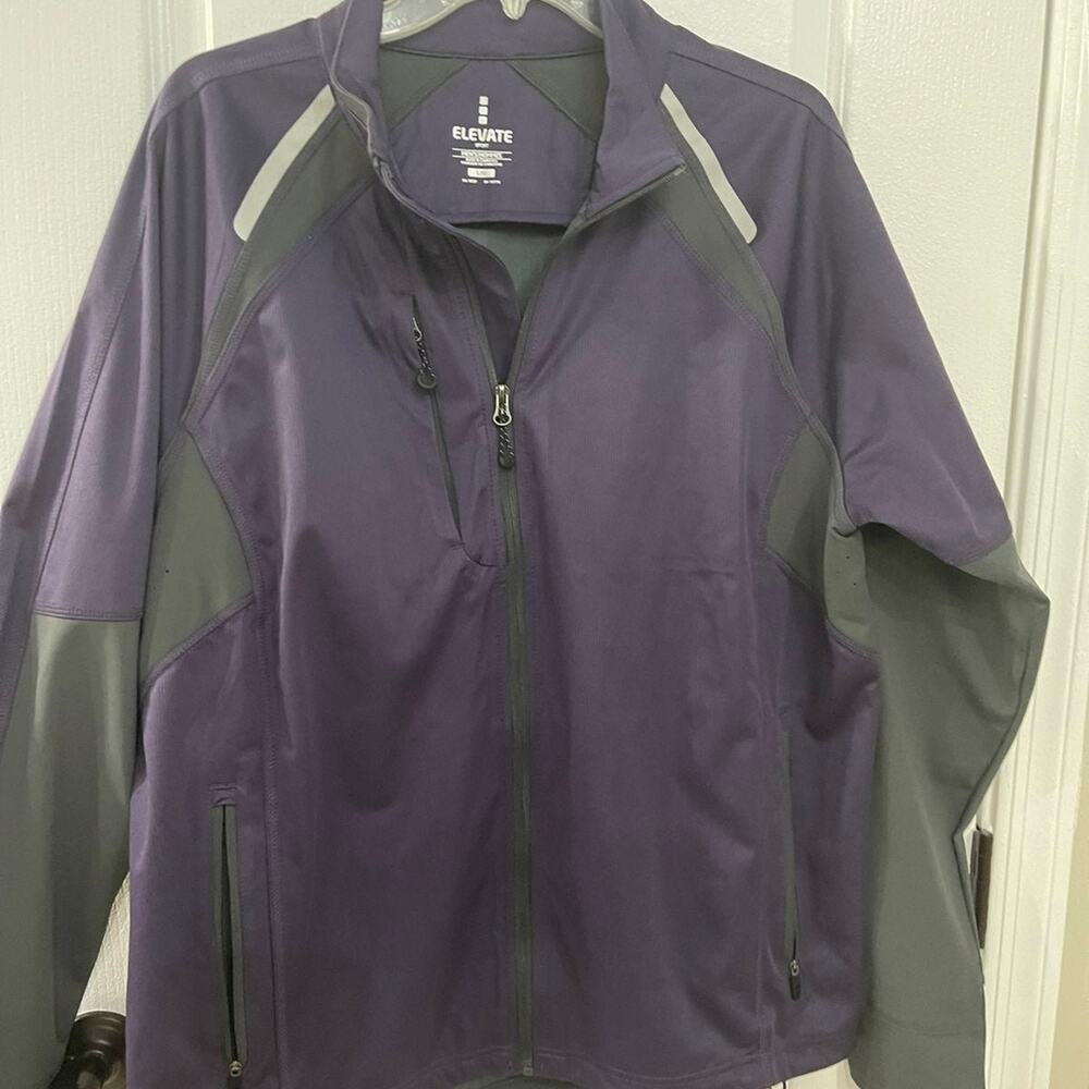 NEW Elevate mens Sport jacket windbreaker size Large